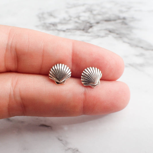 Silver Shell Stud Earrings, Sea Shell Stud Earrings, Tiny Shell Earrings, Ocean Stud Earrings, Second Hole Earring, Sea Shell Jewelry