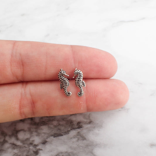 Seahorse Stud Earrings, Silver Seahorse Earrings, Seahorse Jewelry, Ocean Stud Earrings, Ocean Silver Earrings, Hypoallergenic Stud Earrings