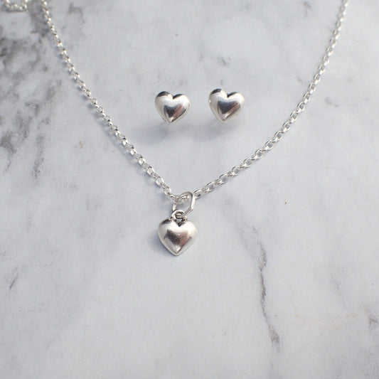 Silver Heart Charm Necklace, Simple Silver Cute Heart Charm Necklace for Women, Heart Necklace Gift for Her, Tiny Heart Necklace for Teens